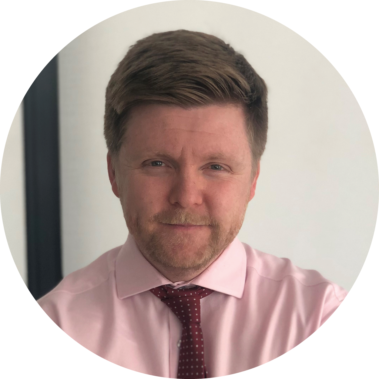 Dominic Hendry content provider